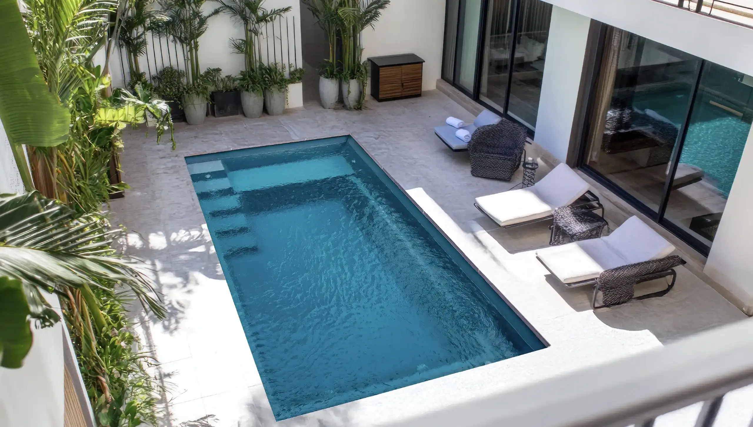The Aurora Fiberglass inground pool design from EvoPools